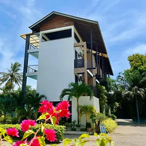 https://olanro-hotel.negombohotels.net